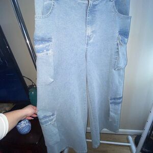 Madden NYC extra ultra wide leg w cargo pockets NWT
